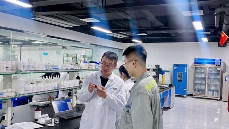 细胞培养室安全操作：如何避免潜在风险**